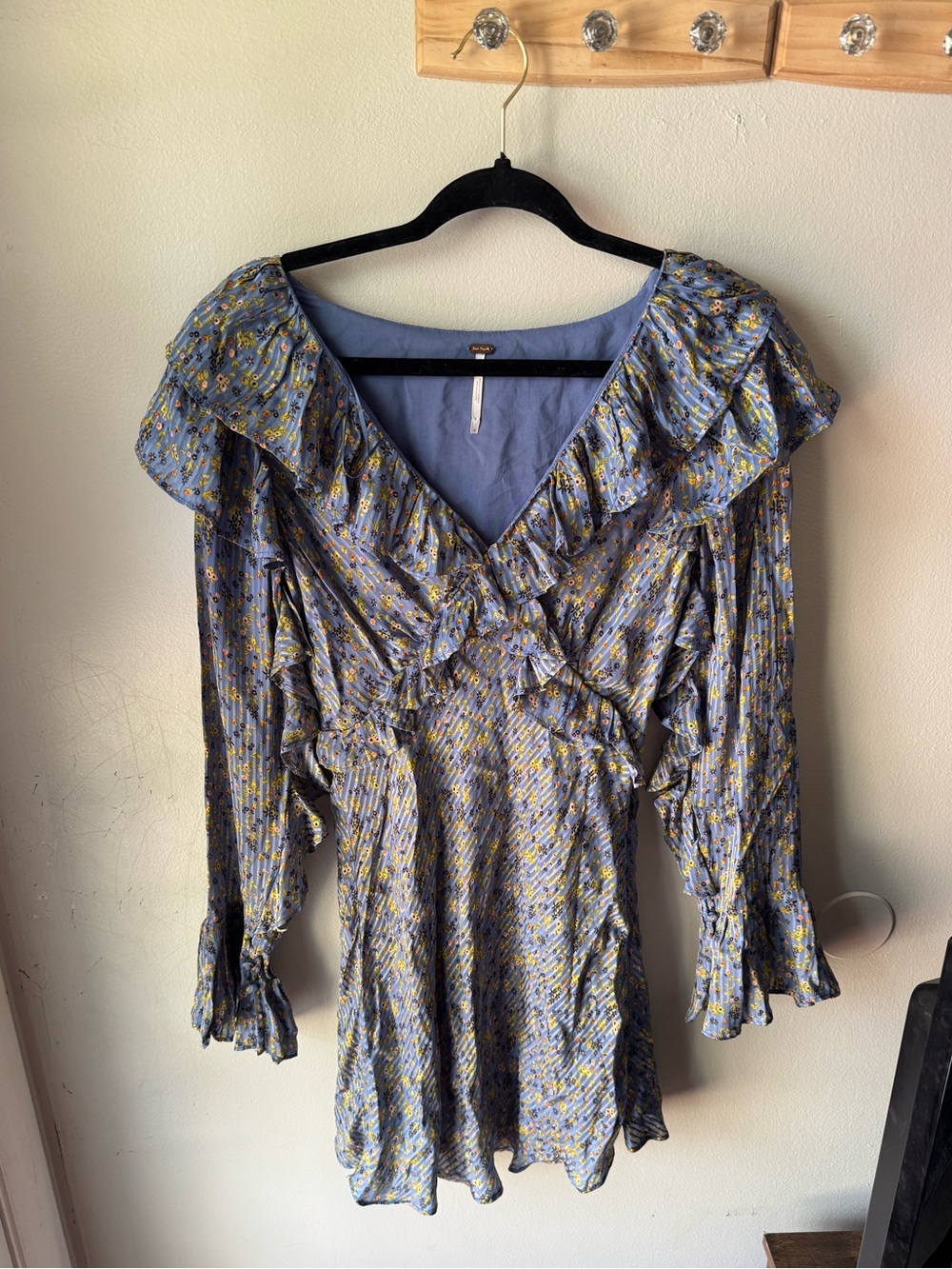 Free People Sweetest Thing Mini Dress 6 Midnight Cowboy Blue Floral Ruffle